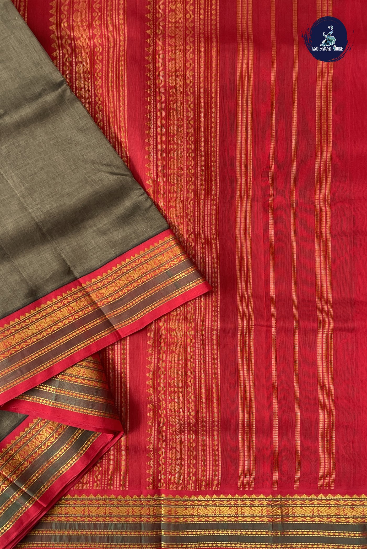 Dual Tone Brown 10 Yards Silk Cotton Saree With Plain Pattern