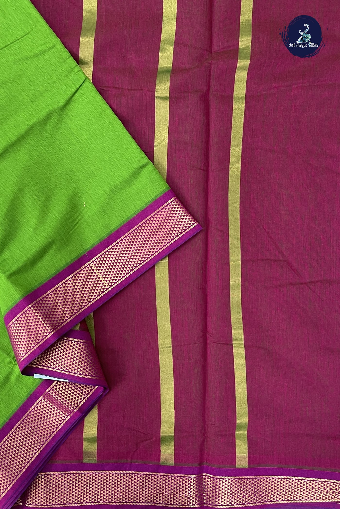 Parrot Green Madisar Semi Silk Cotton Saree With Plain Pattern