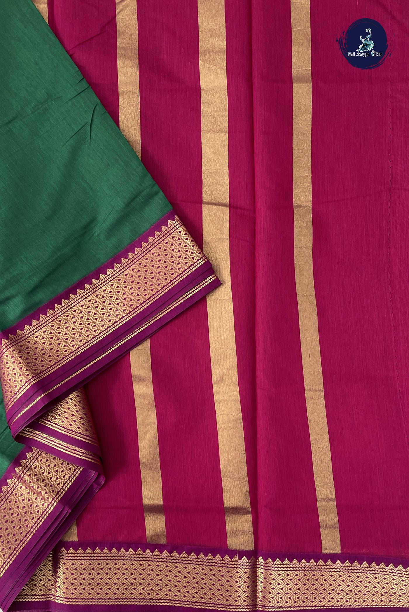 Dark Green Madisar Semi Silk Cotton Saree With Plain Pattern