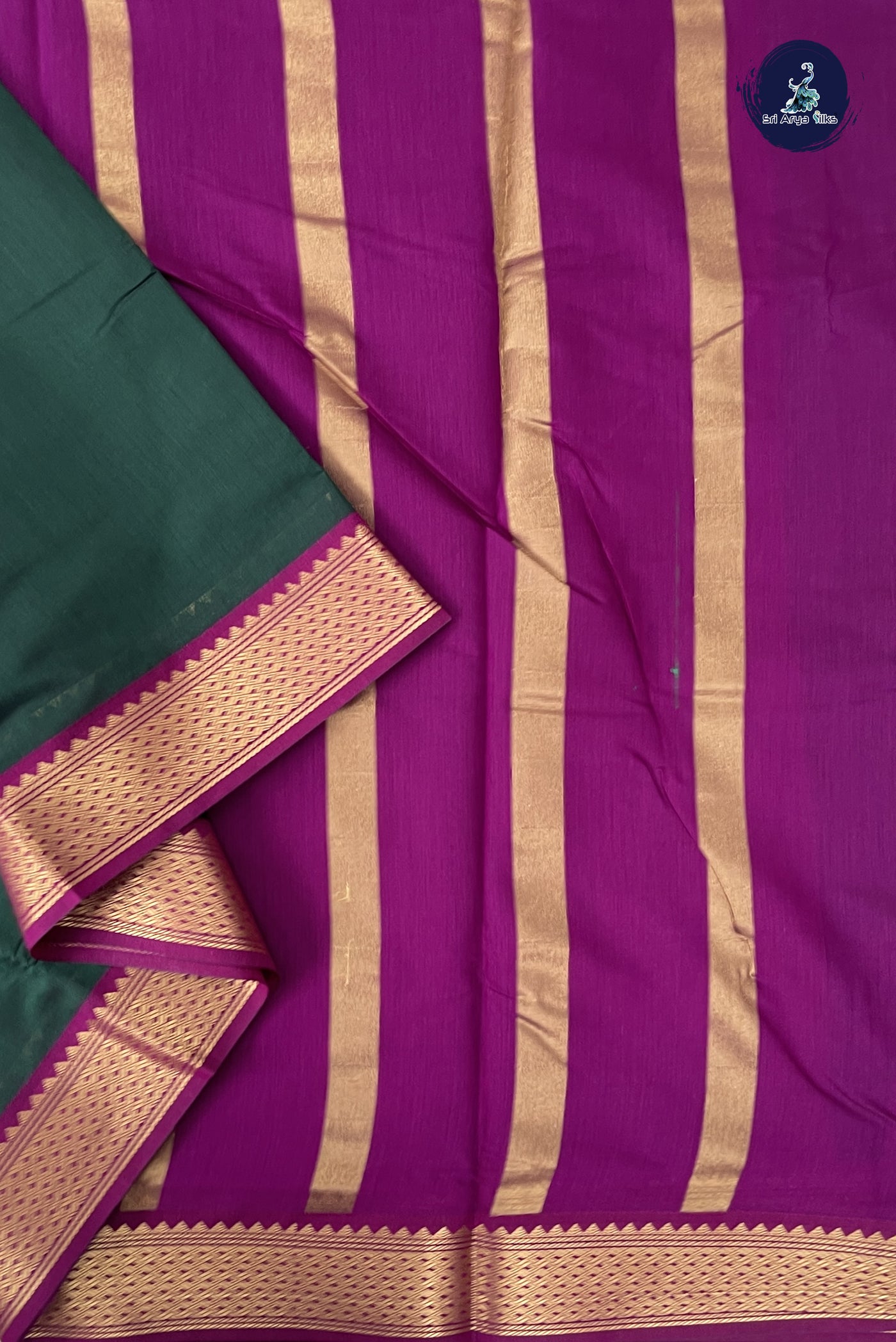 Dark Green Madisar Semi Silk Cotton Saree With Plain Pattern