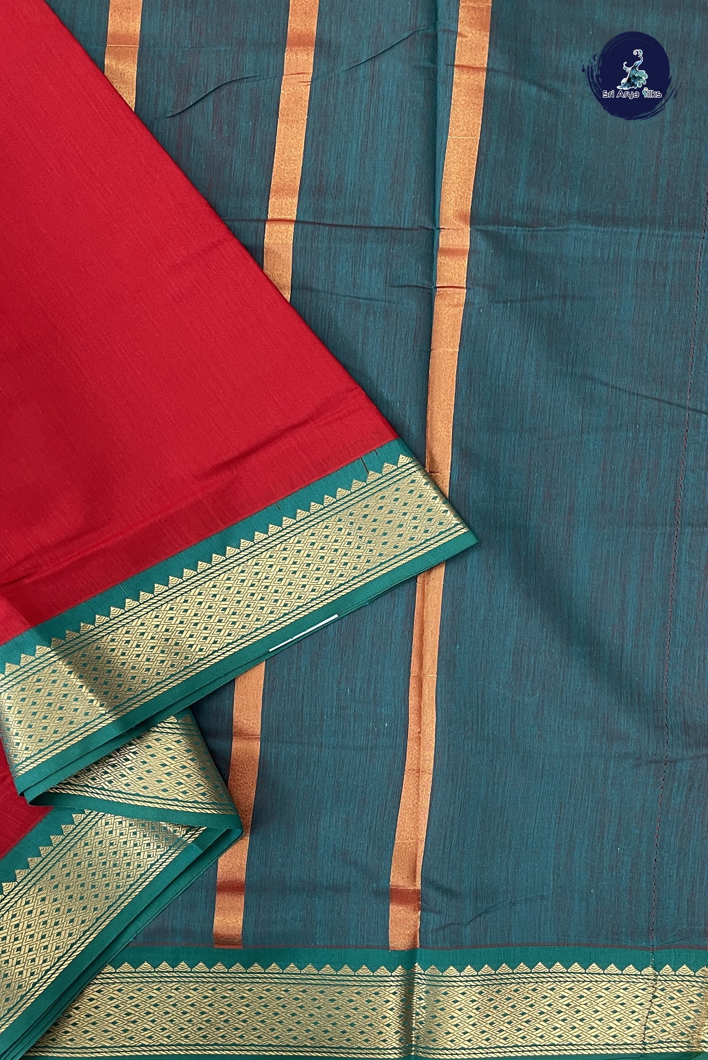 Red Madisar Semi Silk Cotton Saree With Plain Pattern