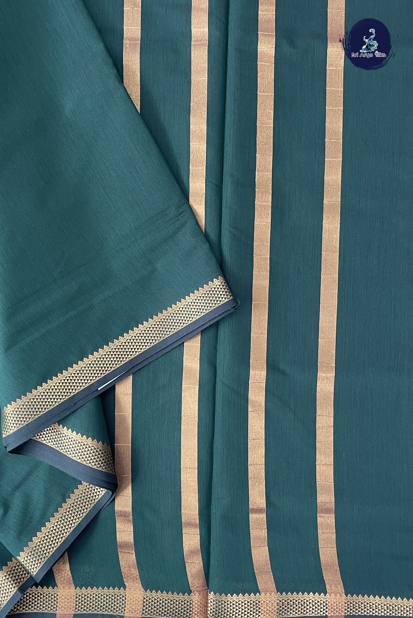 Dark Green Madisar Semi Silk Cotton Saree With Plain Pattern