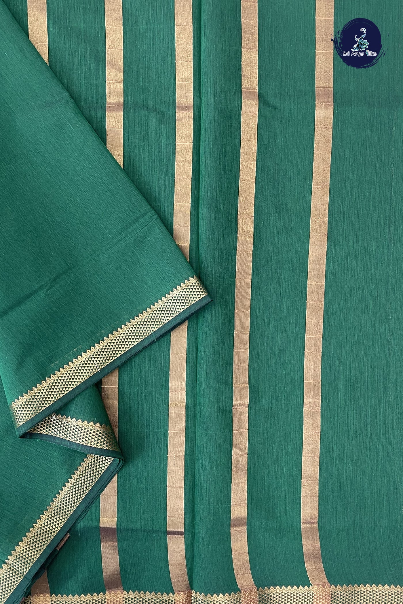 Green Madisar Semi Silk Cotton Saree With Plain Pattern