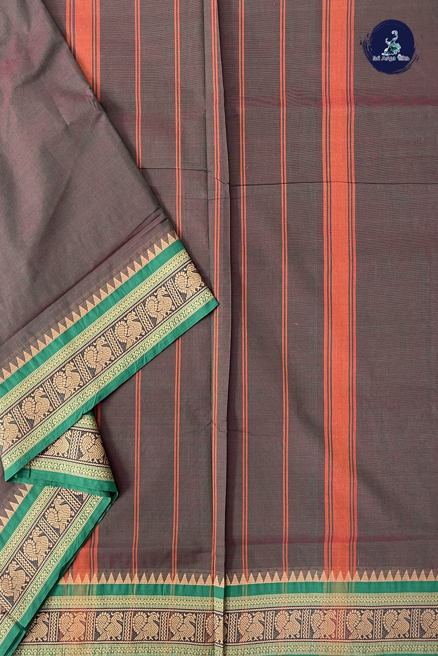 Manthulir 10 Yards Madisar Cotton Saree With Plain Pattern