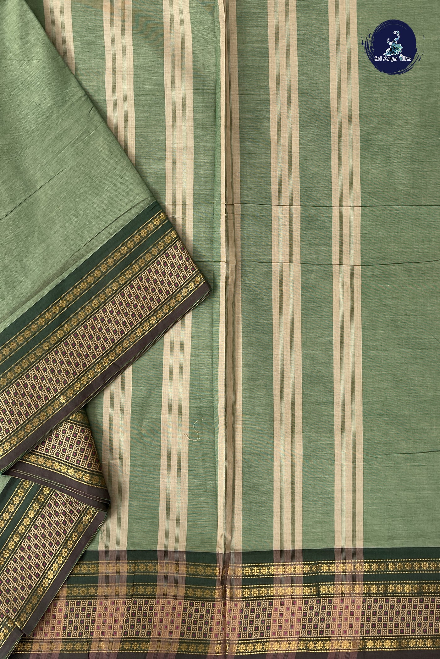 Light Green 10 Yards Madisar Cotton Saree With Plain Pattern