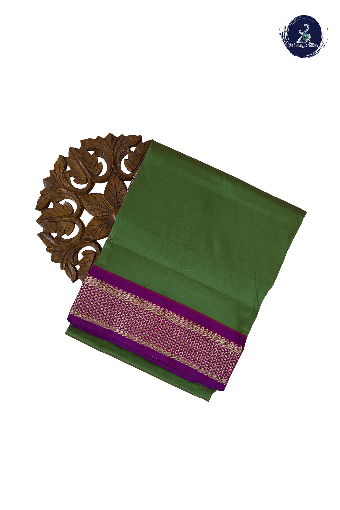 Dual Tone Green 10 Yards Semi Silk With Plain Pattern