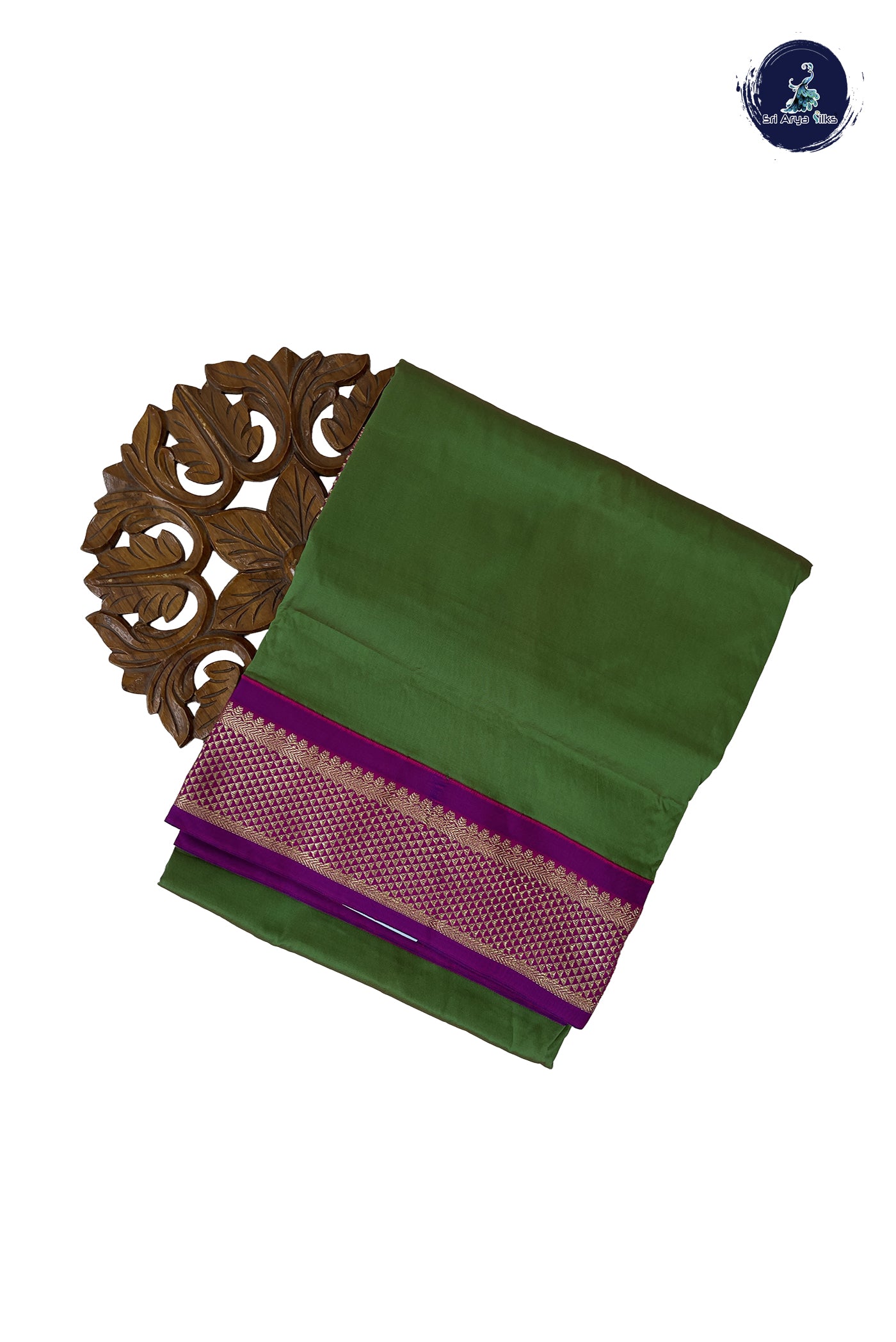 Dual Tone Green 10 Yards Semi Silk With Plain Pattern