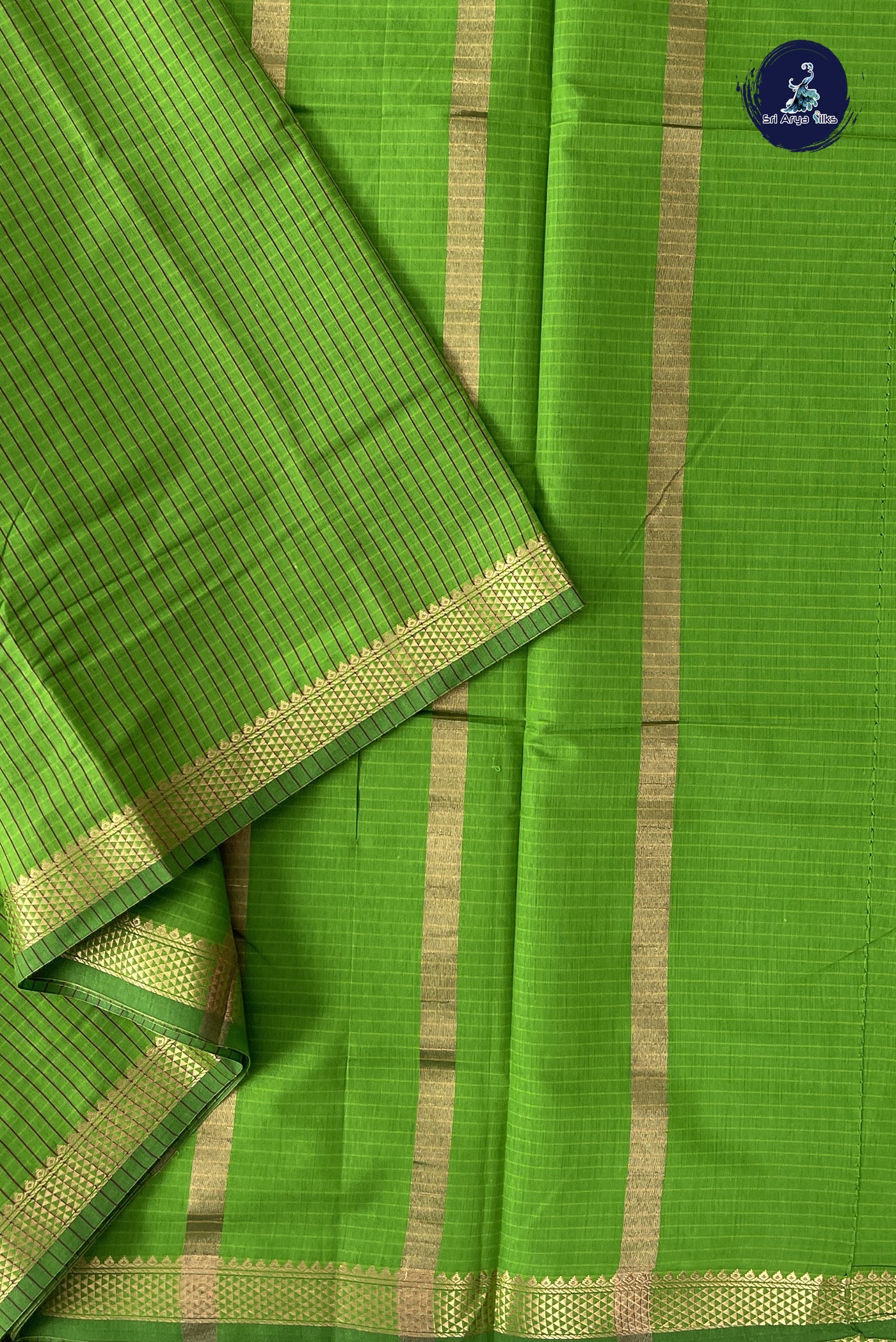 Parrot Green Madisar Semi Silk Cotton Saree With Checked Pattern
