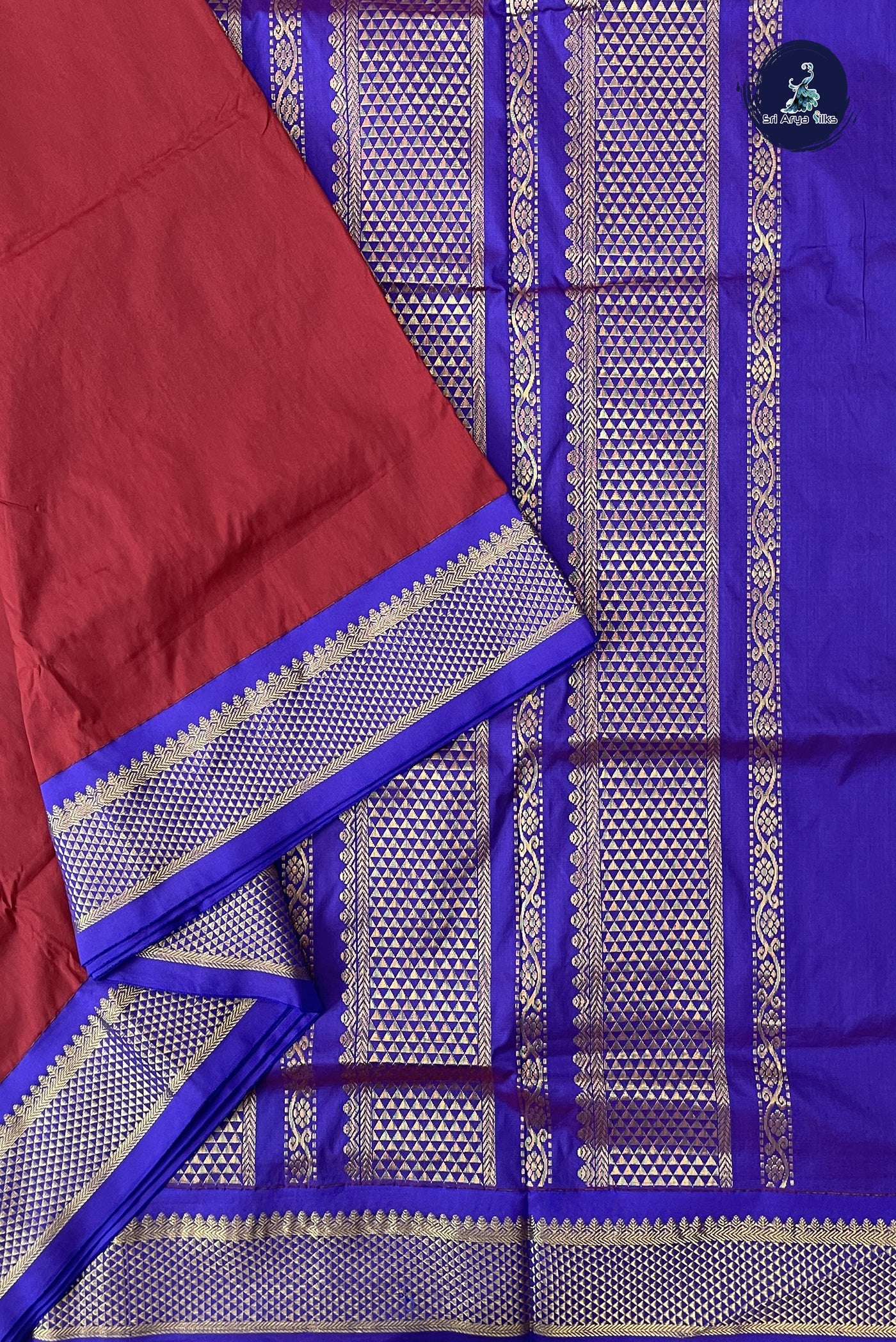 Maroon Madisar Semi Silk Saree With Plain Pattern
