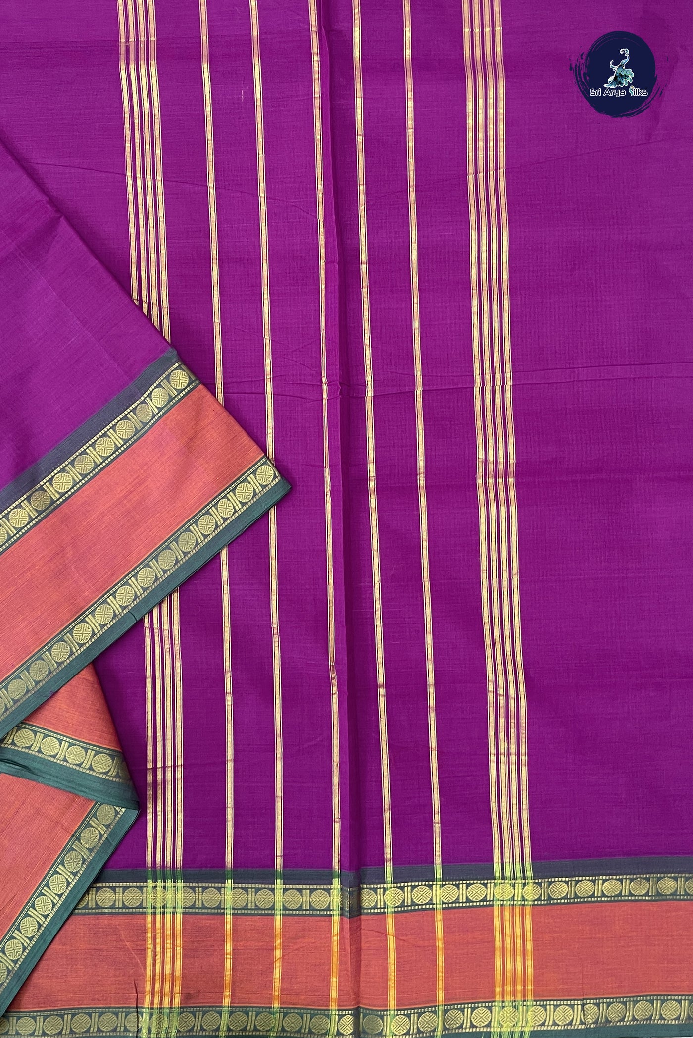 Vadamalli 10 Yards Madisar Cotton Saree With Plain Pattern
