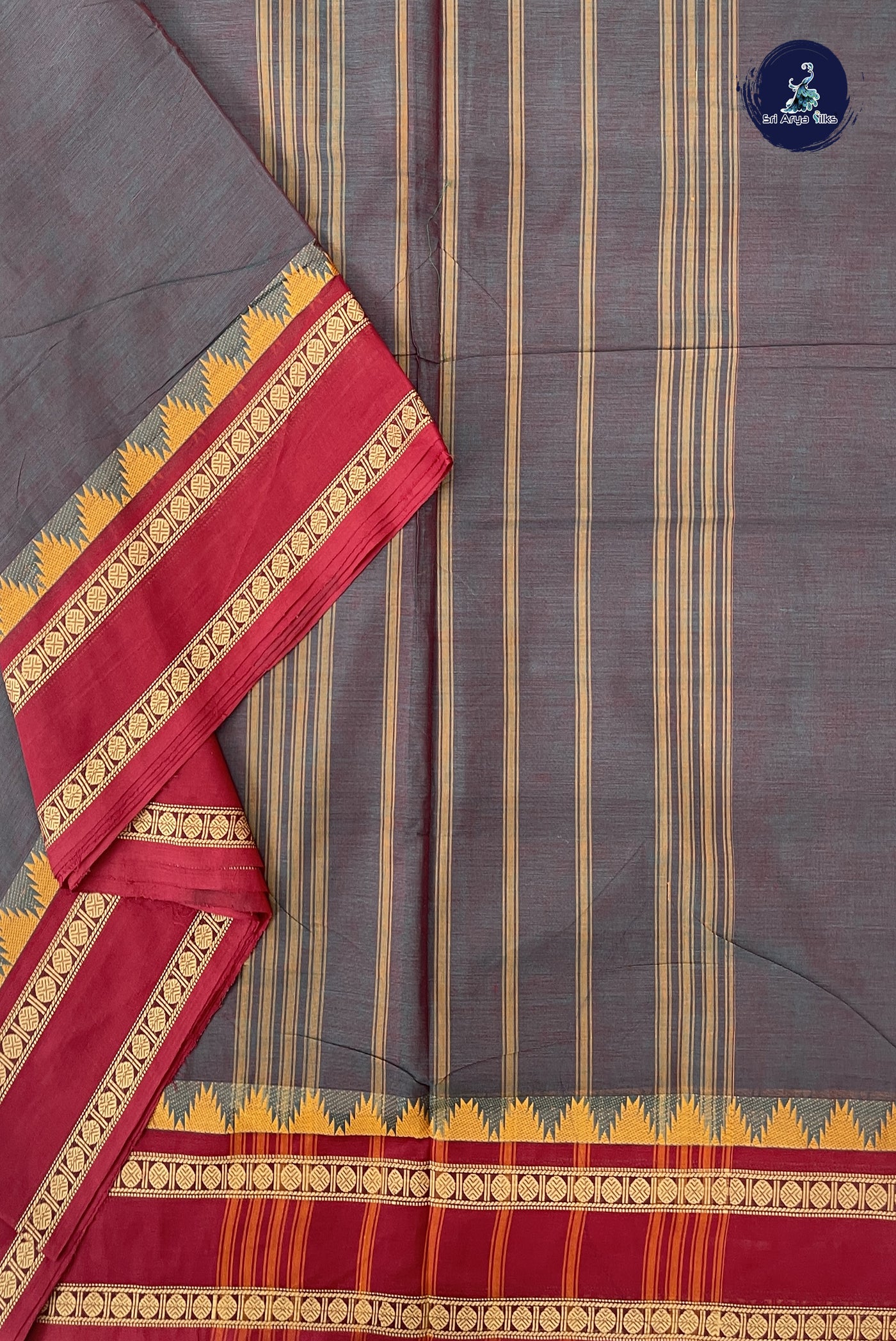 Dual Tone Green 10 Yards Madisar Cotton Saree With Plain Pattern
