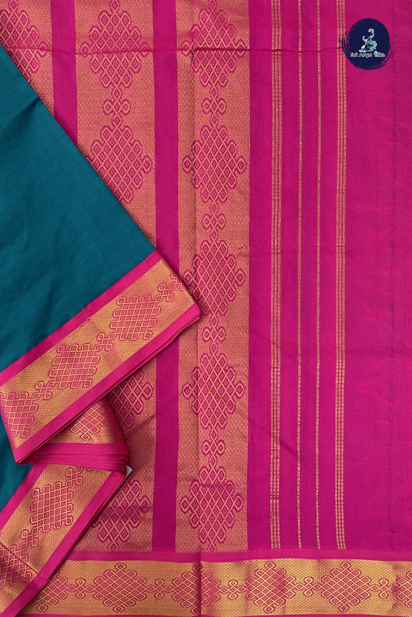 Sapphire Green 11.5 Yards Madisar Saree With Plain Pattern