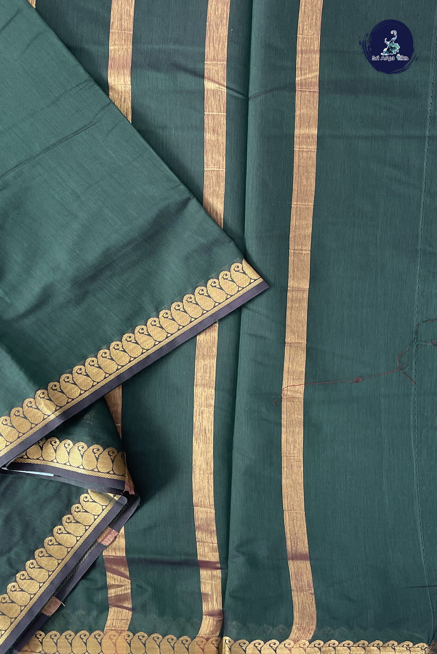 Dark Green Madisar Semi Silk Cotton Saree With Plain Pattern