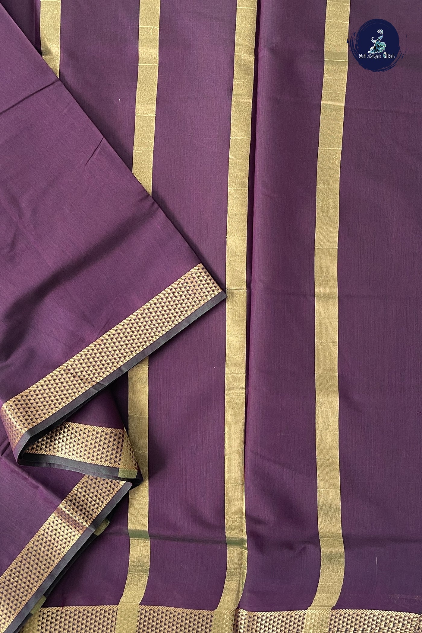 Dual Tone Wine Madisar Semi Silk Cotton Saree With Plain Pattern