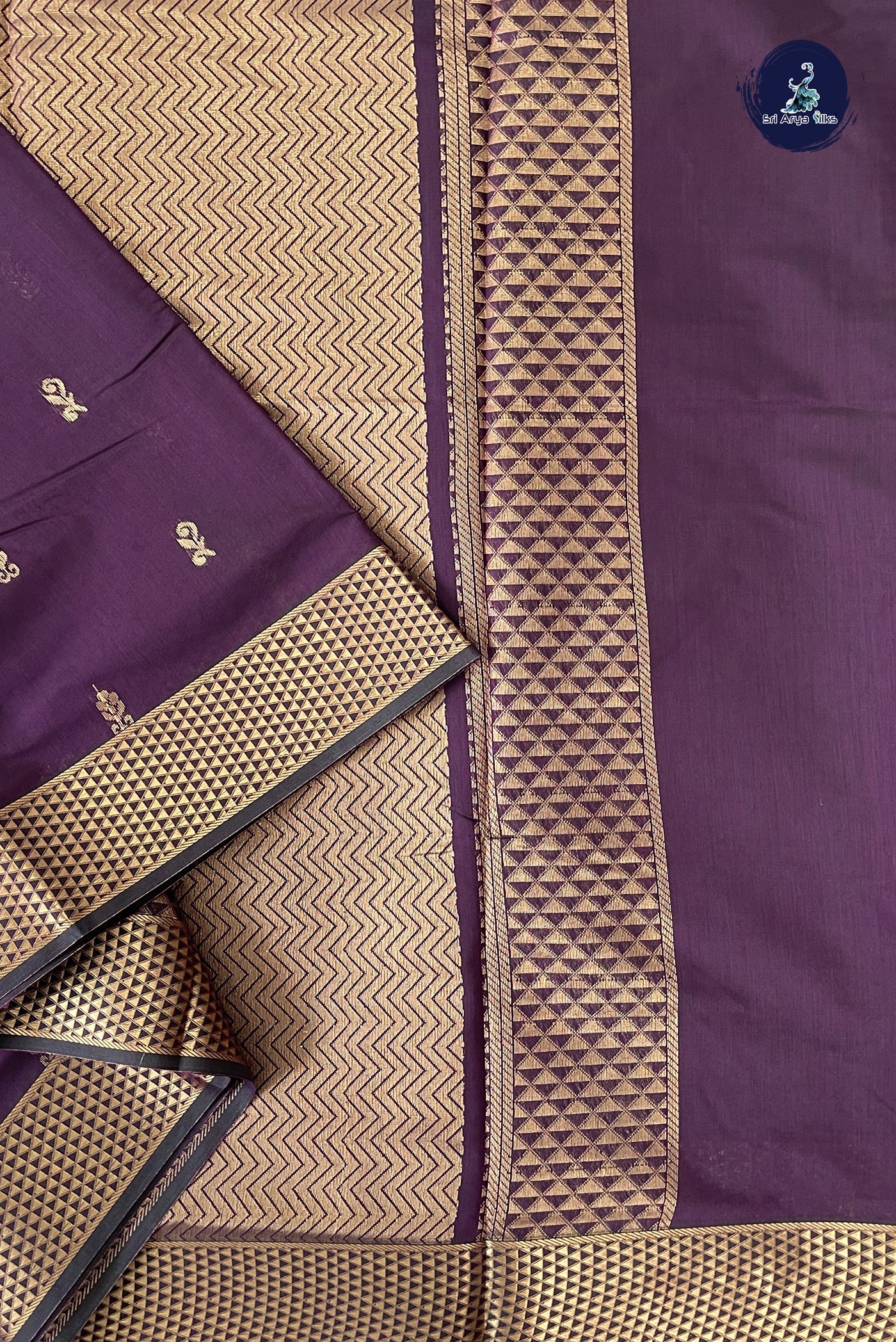 Dual Tone Wine Madisar Semi Silk Cotton Saree With Zari Buttas Pattern