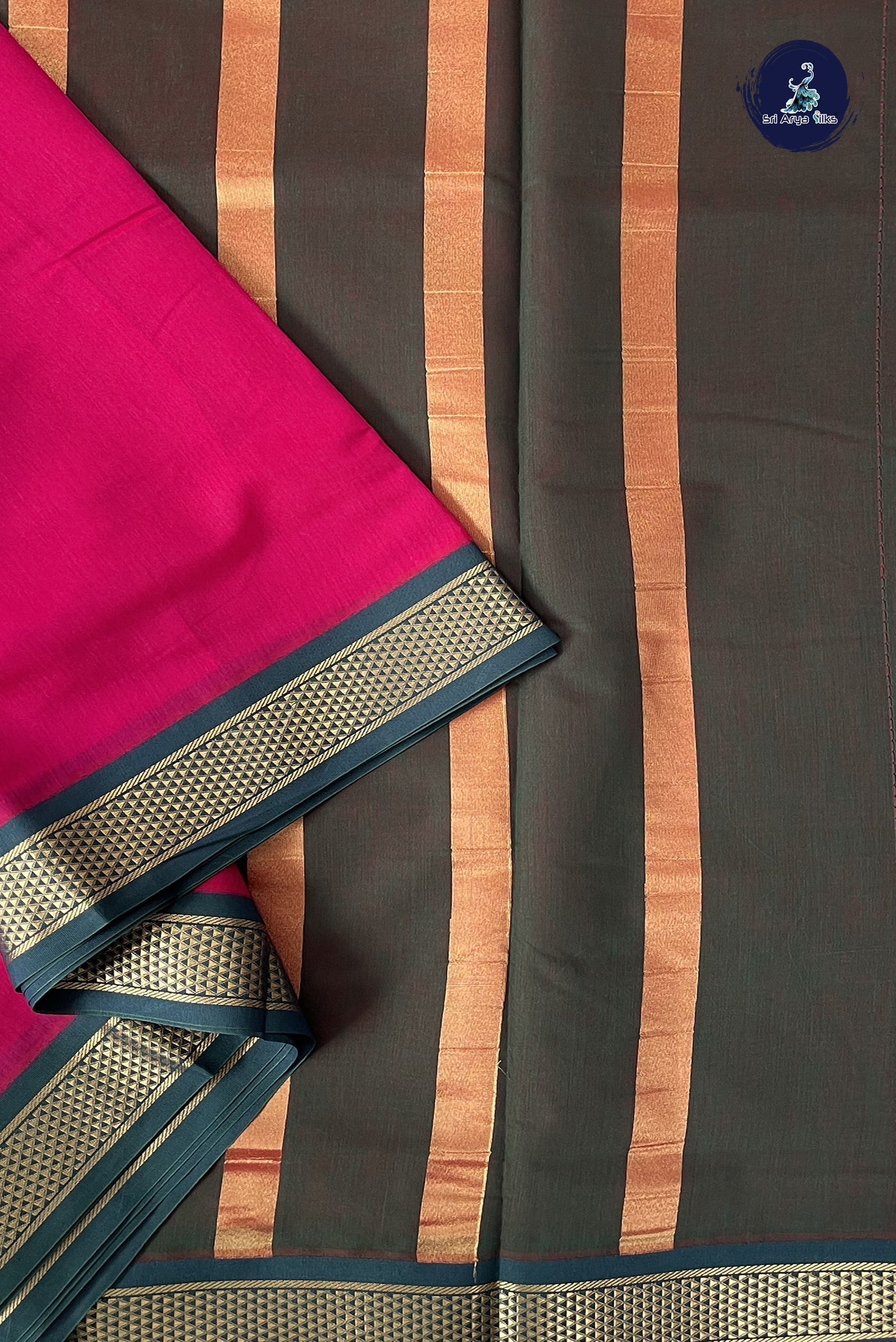 Dark Pink Madisar Semi Silk Cotton Saree With Plain Pattern