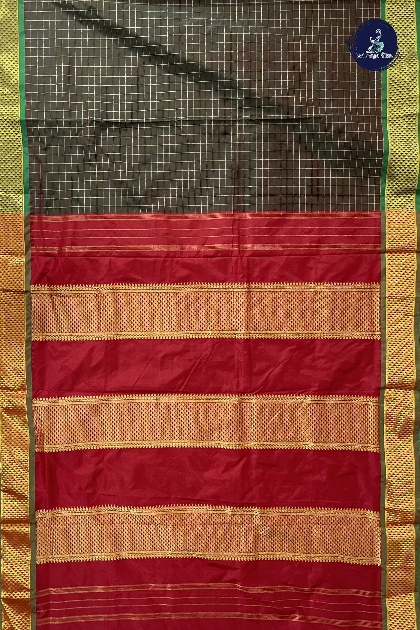 Manthulir 10 Yards Semi Silk With Zari Checked Pattern