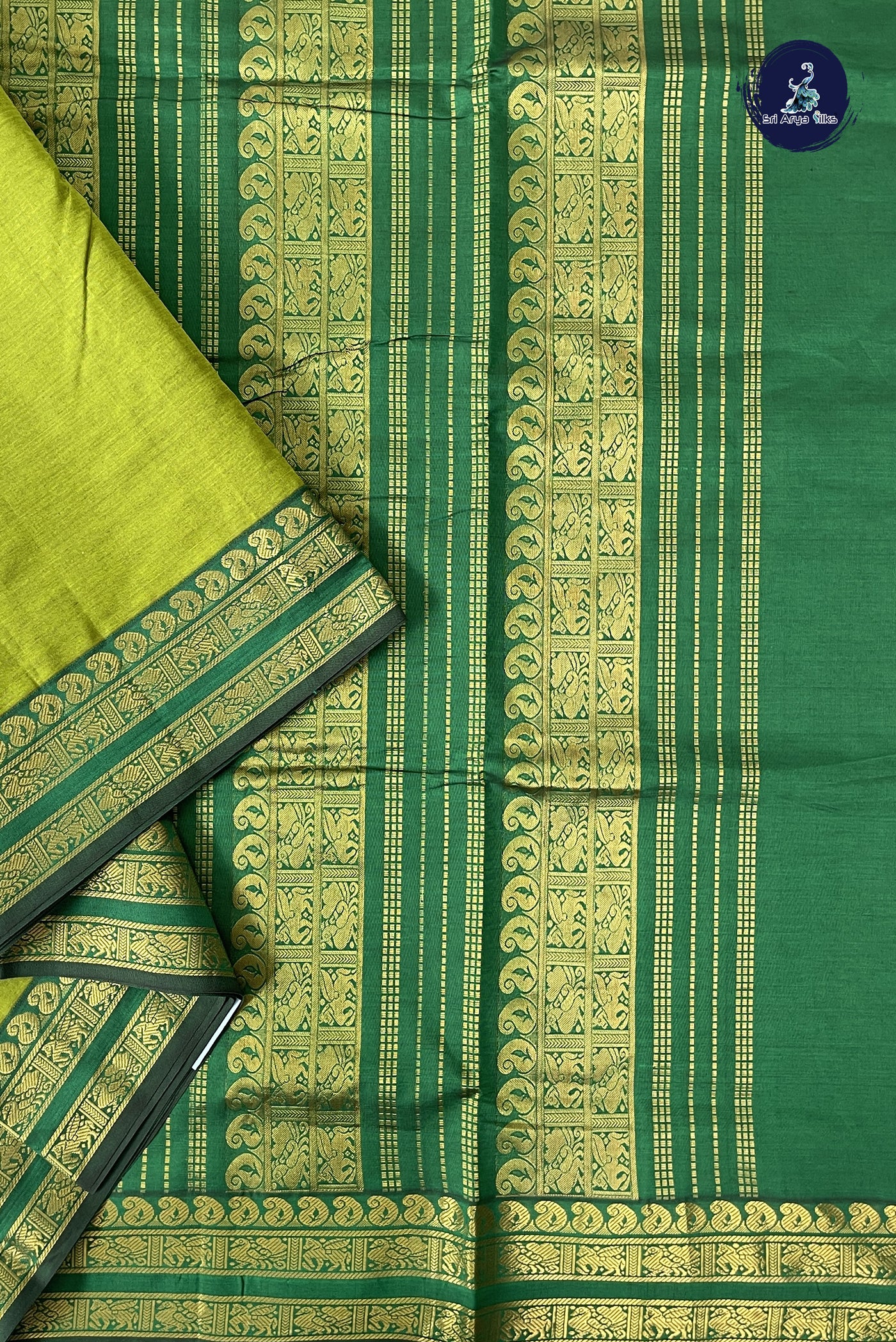Light Green Madisar Semi Silk Cotton Saree With Plain Pattern