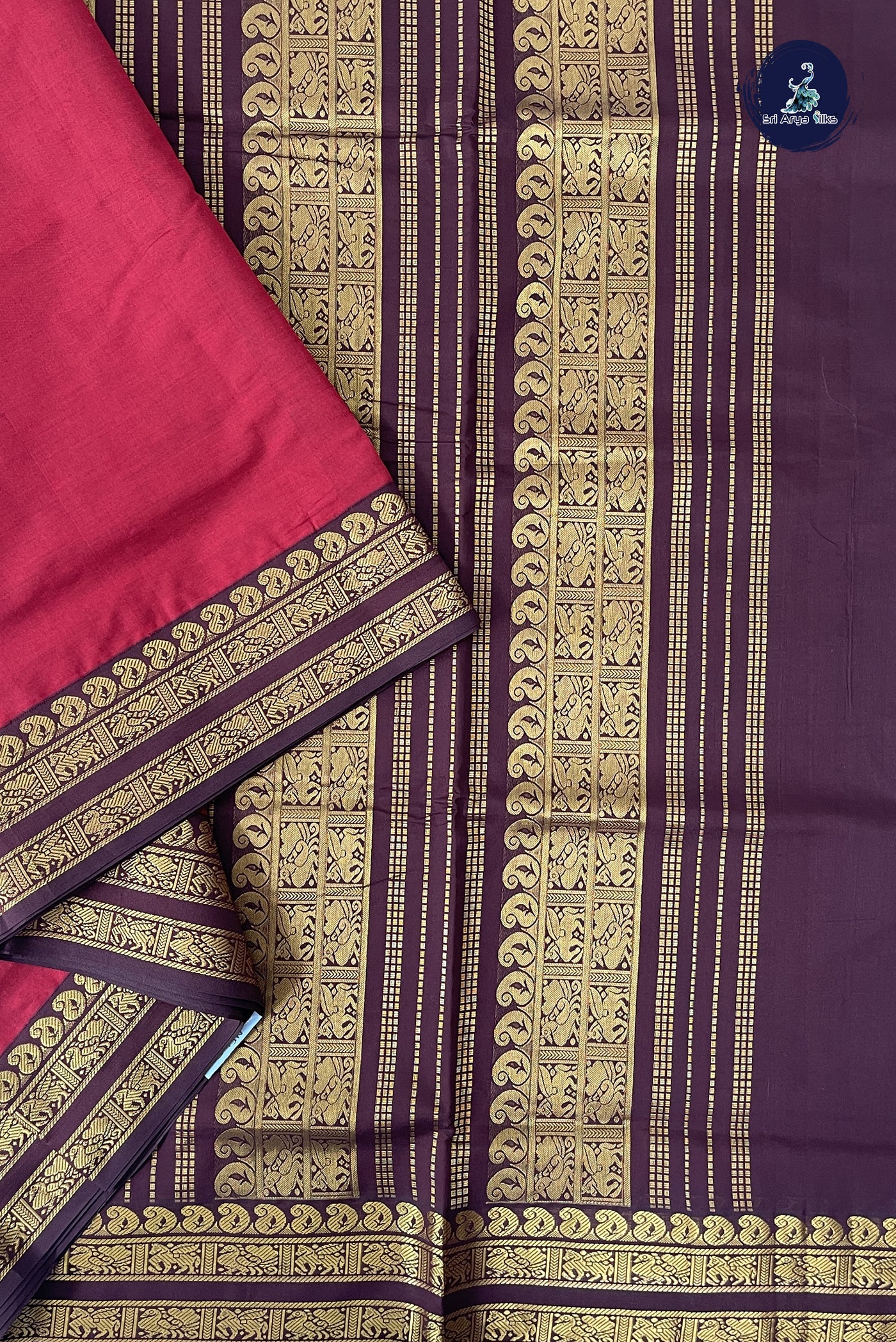 Arakku Madisar Semi Silk Cotton Saree With Plain Pattern