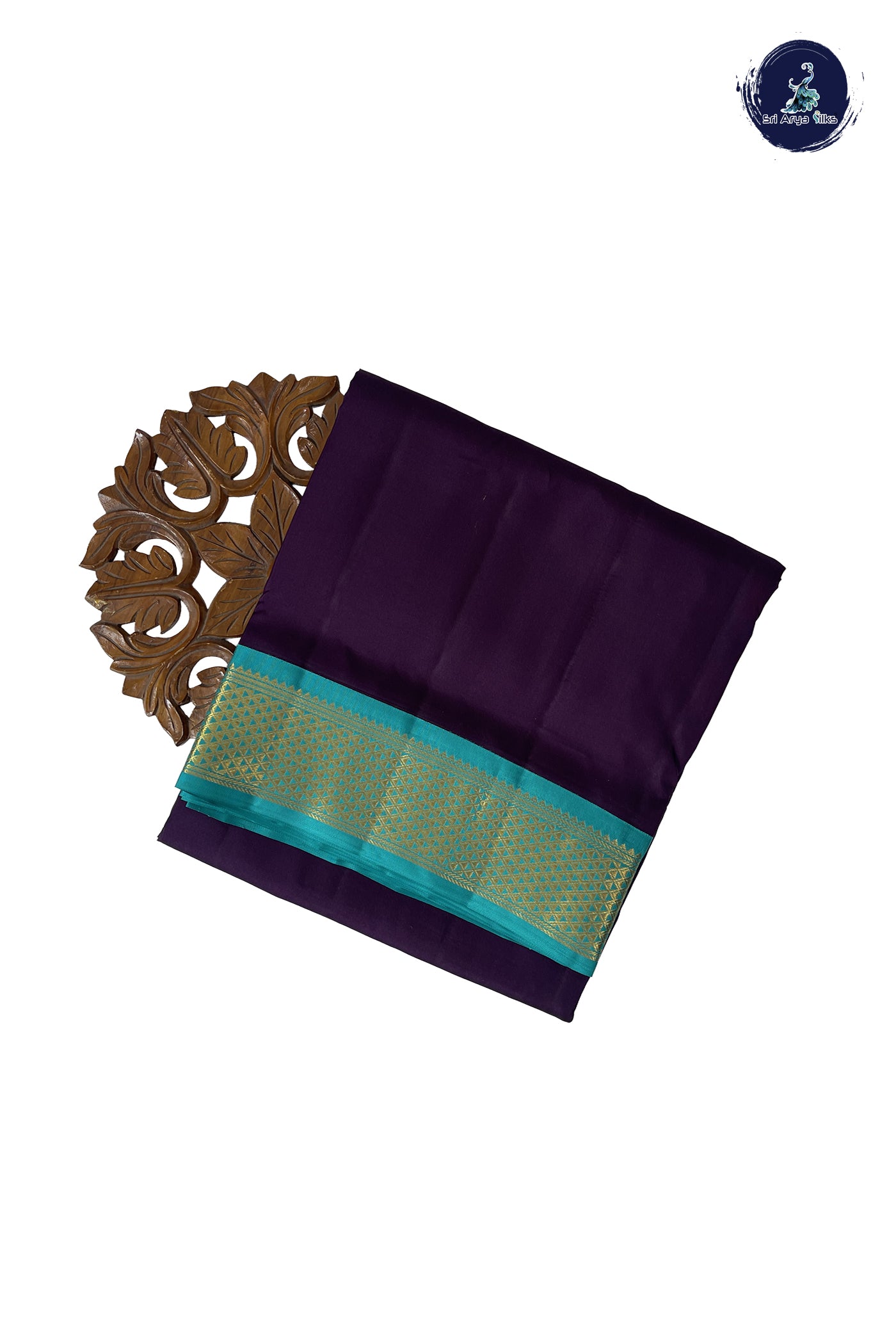 Jamun Madisar 10 Yards Silk Saree With Plain Pattern