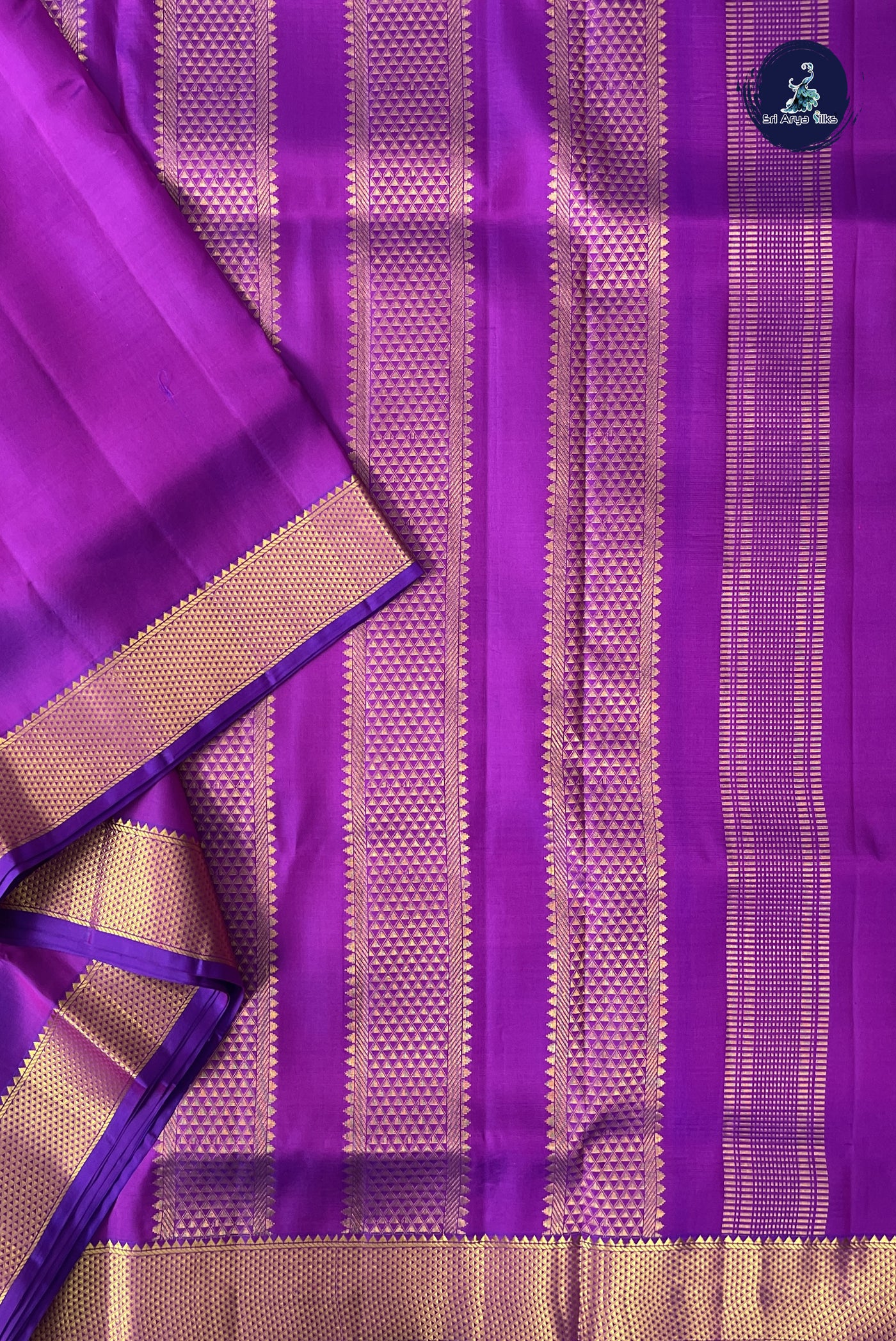 Dual Tone Purple Madisar 10 Yards Silk Saree With Plain Pattern