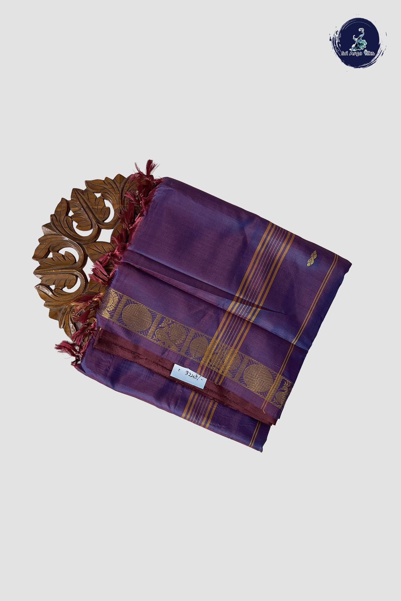 Green Vaazhainaar Pattu Madisar Silk Saree With Buttas Pattern