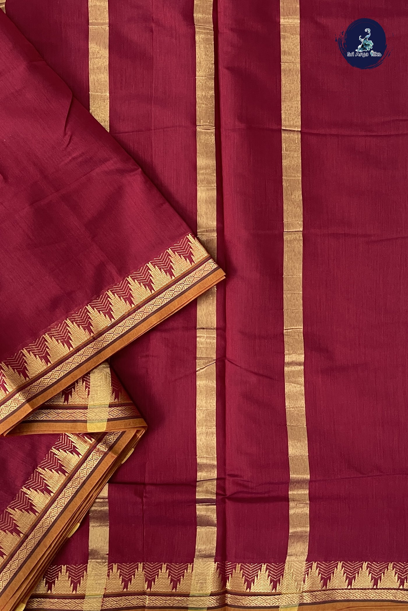Maroon Madisar Semi Silk Cotton Saree With Plain Pattern