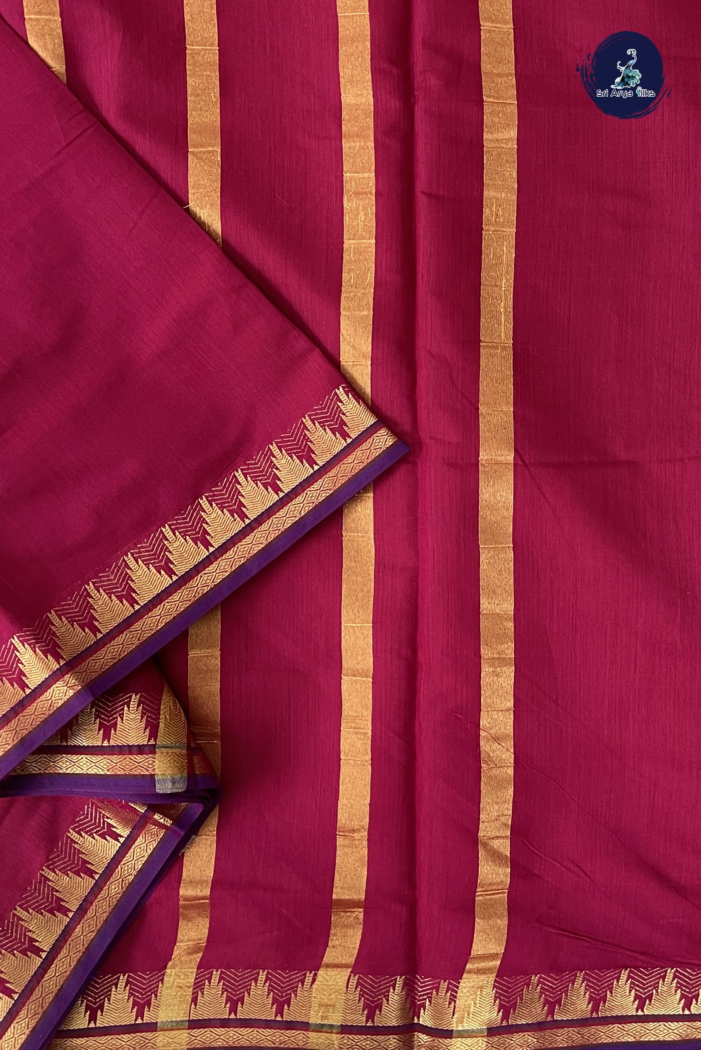 Dark Pink Madisar Semi Silk Cotton Saree With Plain Pattern