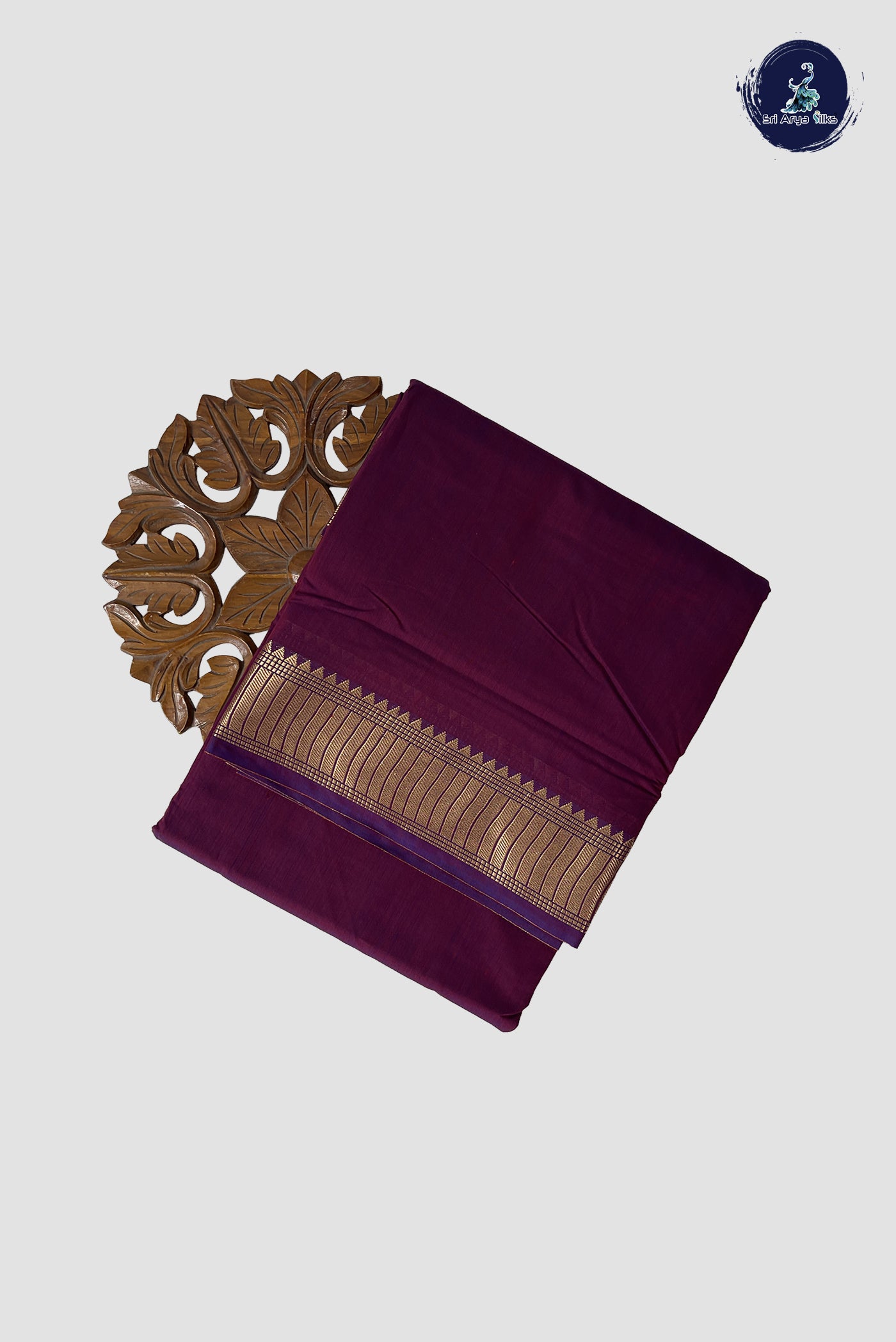 Dual Tone Maroon Madisar Semi Silk Cotton Saree With Plain Pattern