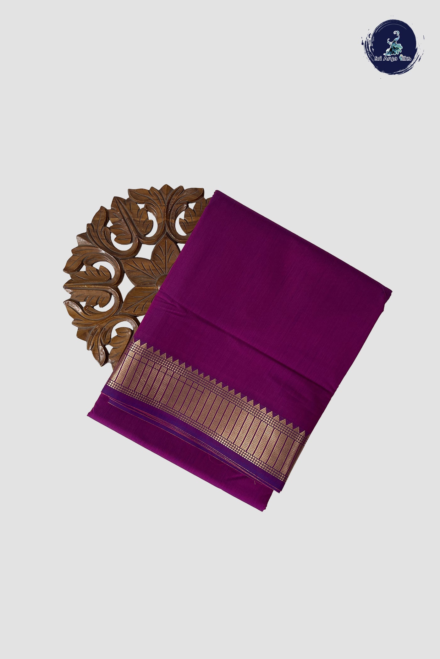 Magenta Madisar Semi Silk Cotton Saree With Plain Pattern