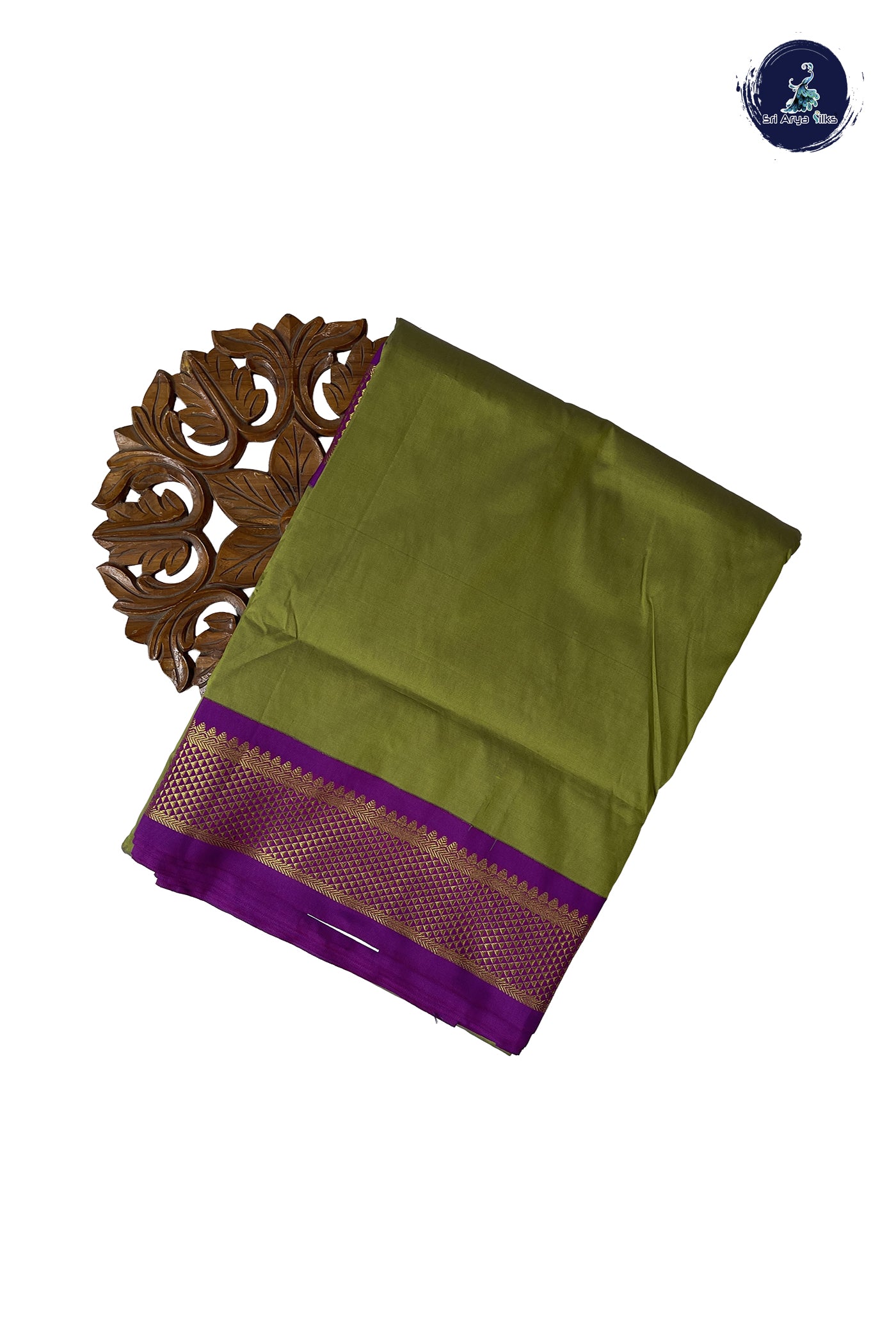 Green Madisar Semi Silk Saree With Plain Pattern