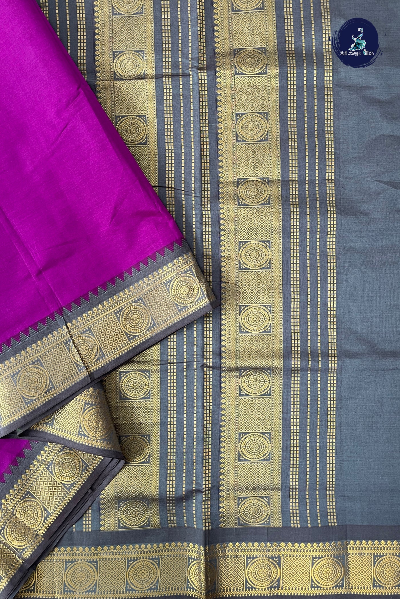Vadamalli Half Pure Madisar Silk Cotton Saree With Plain Pattern