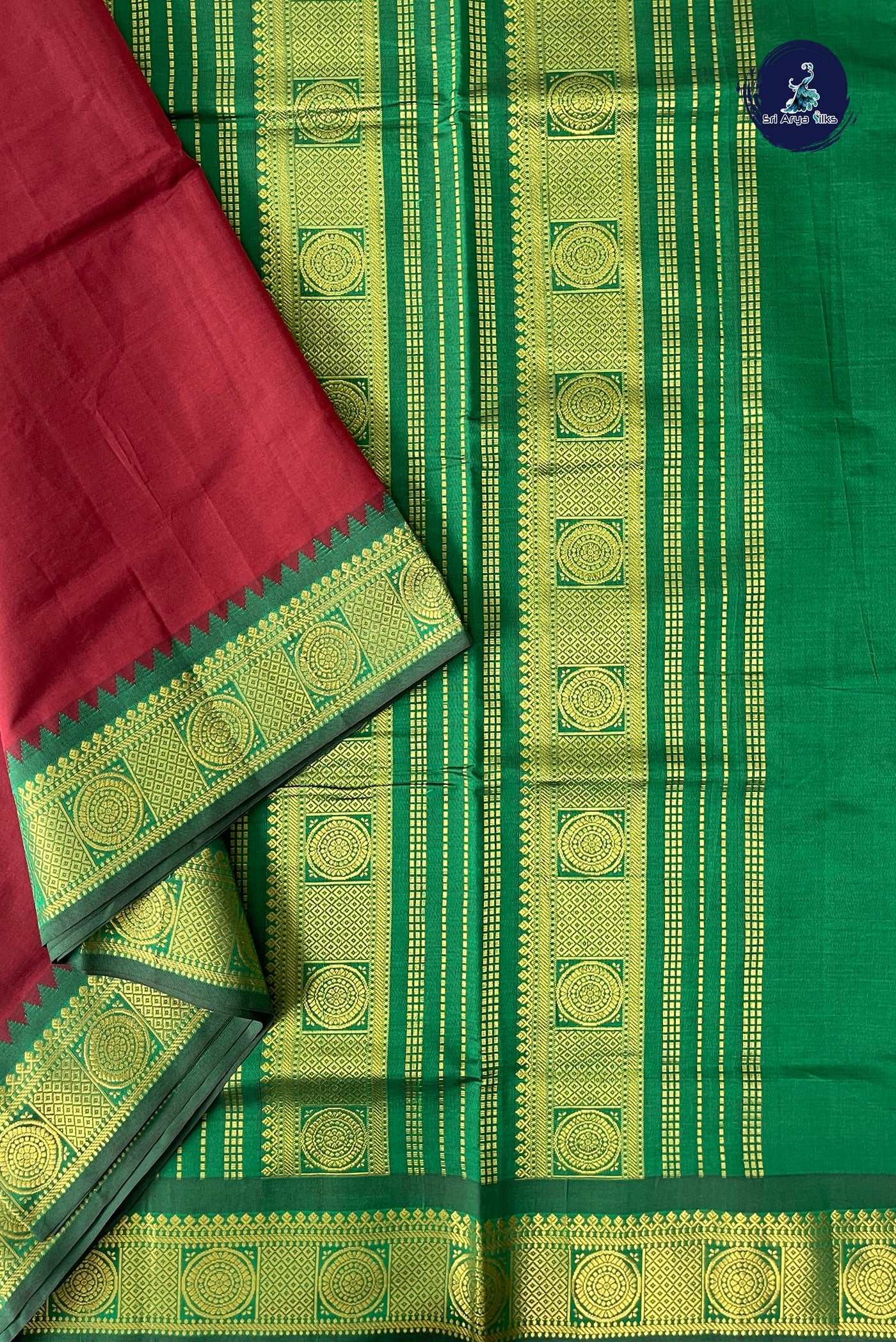 Maroon Half Pure Madisar Silk Cotton Saree With Plain Pattern