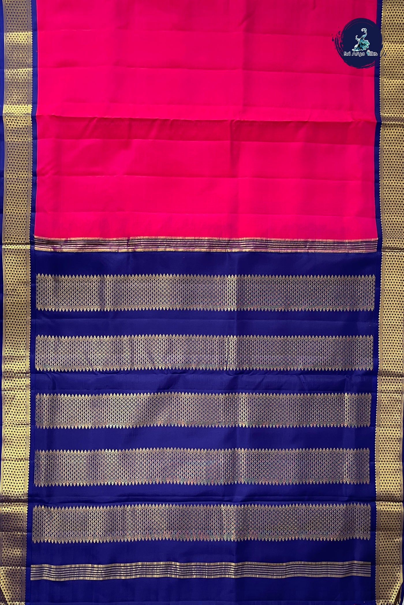 Pink Madisar 10 Yards Silk Saree With Plain Pattern