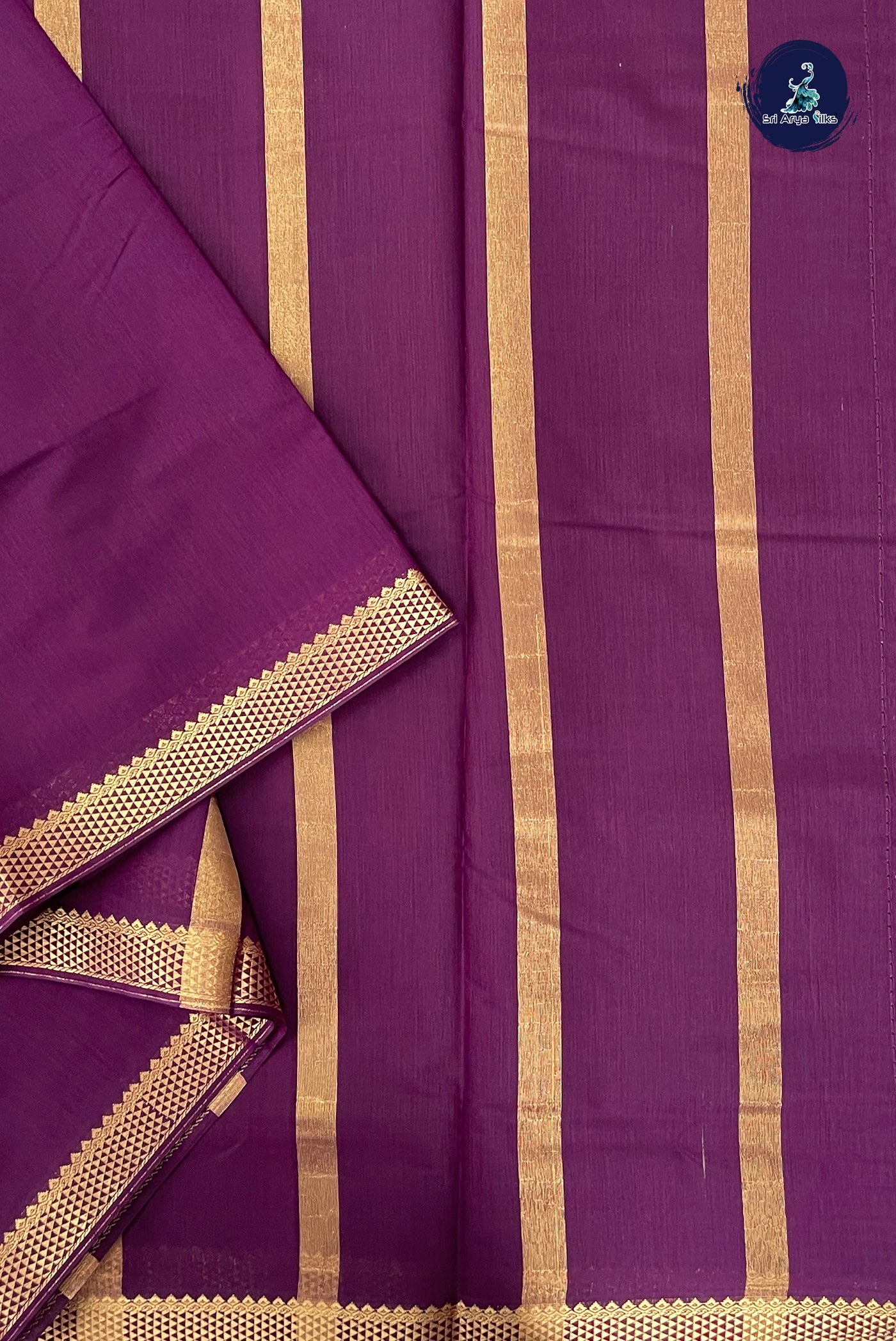 Jamun Madisar Semi Silk Cotton Saree With Plain Pattern