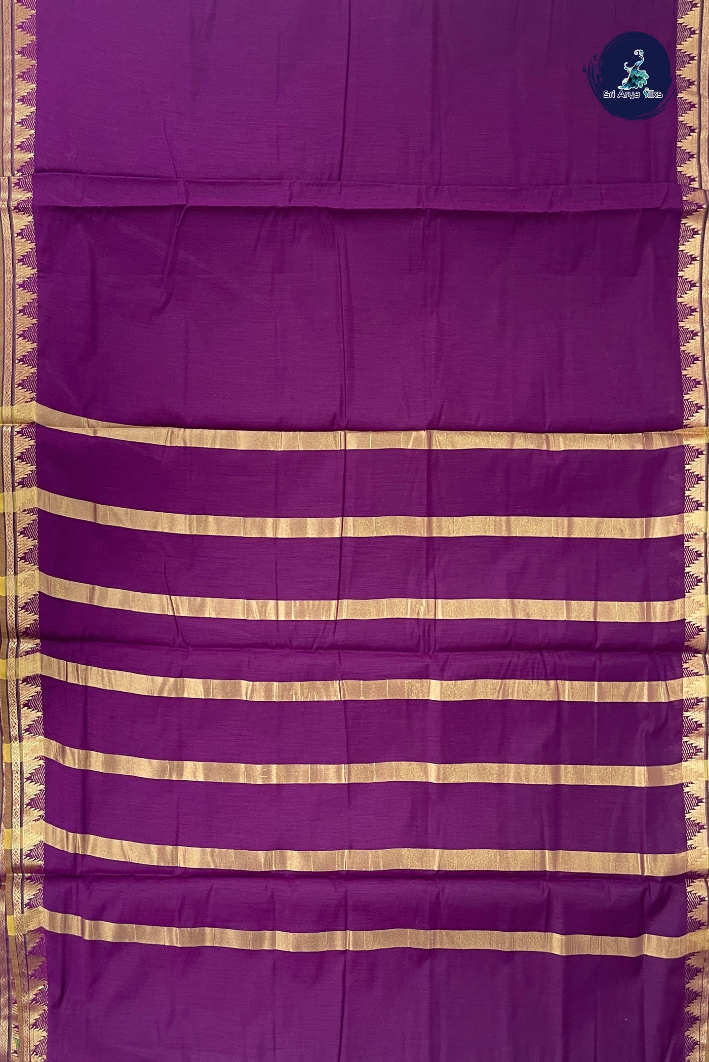 Jamun Madisar Semi Silk Cotton Saree With Plain Pattern