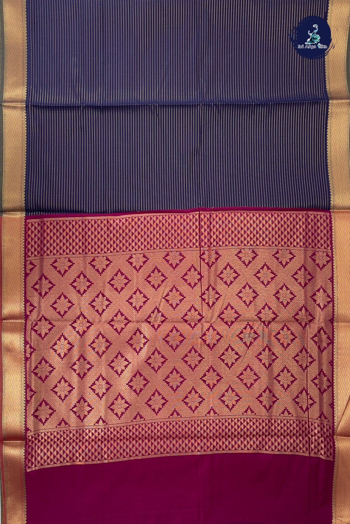 Navy Blue Madisar Semi Silk Cotton Saree With Vaira Oosi Pattern
