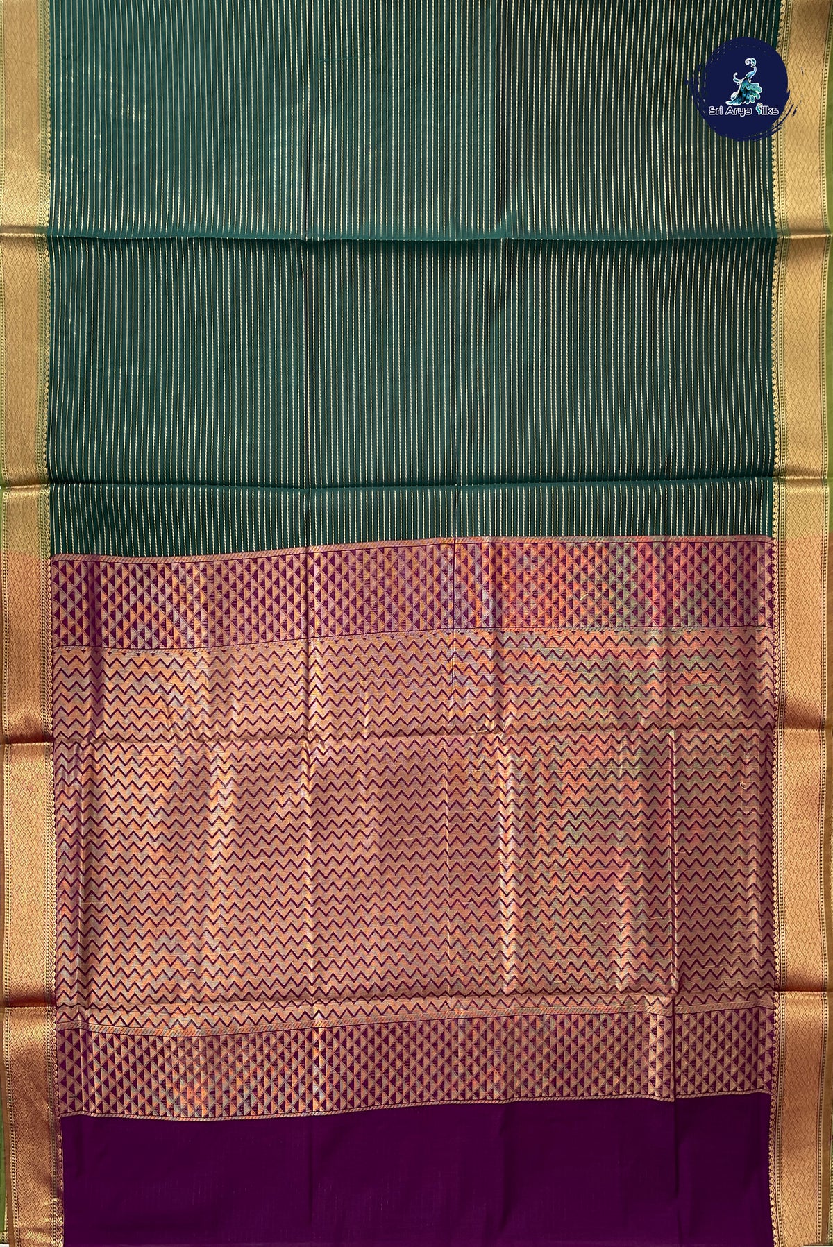 Dark Green Madisar Semi Silk Cotton Saree With Vaira Oosi Pattern