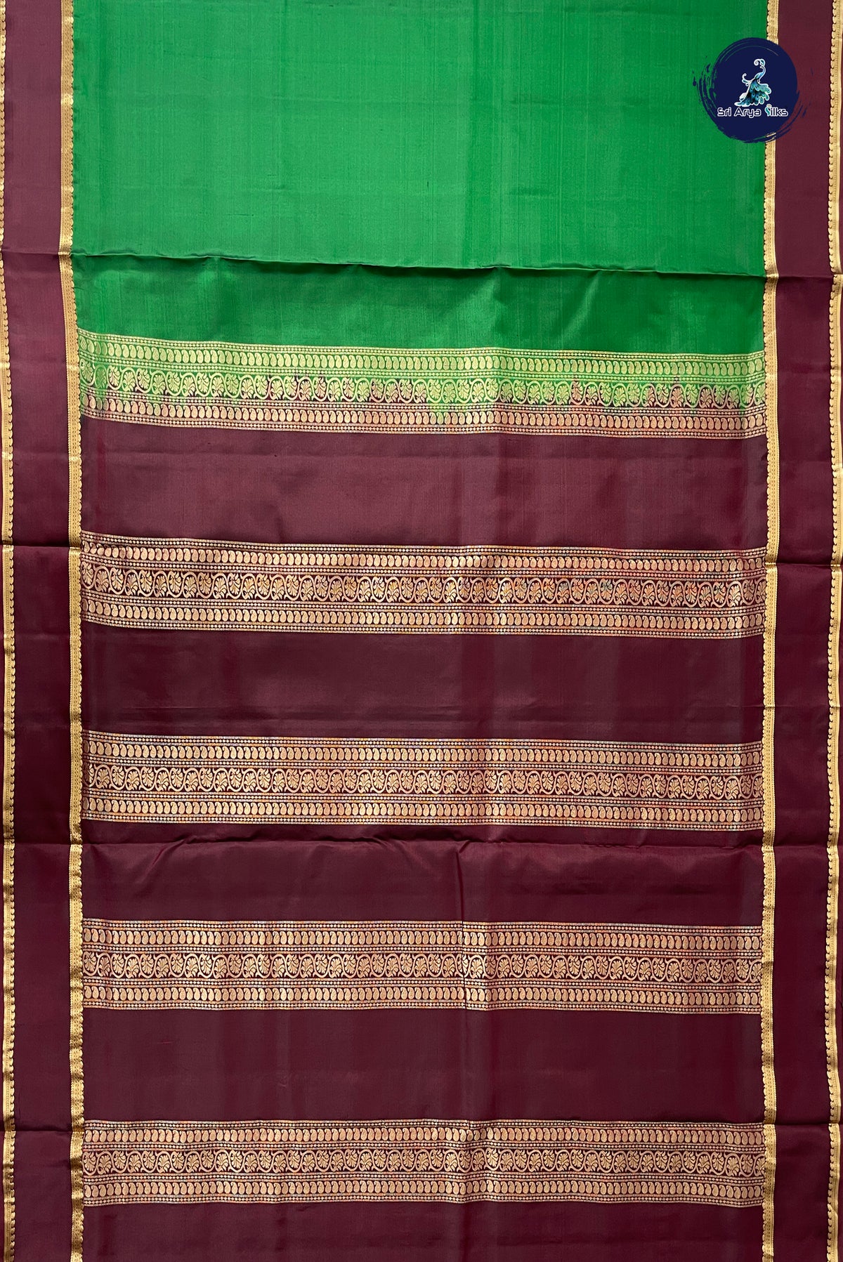 Dark Green Madisar 10 Yards Silk Saree With Doria Lines Pattern