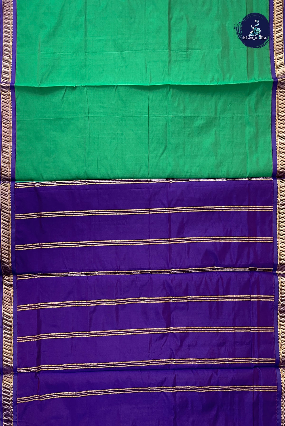 Green Madisar Semi Silk Saree With Plain Pattern