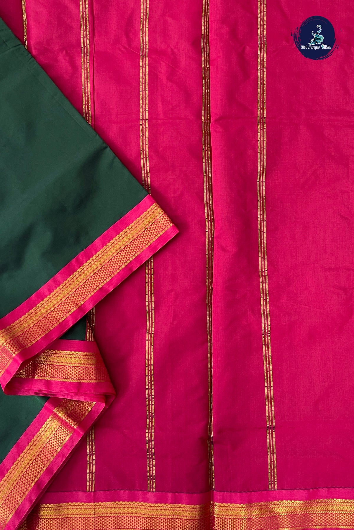 Bottle Green Madisar Semi Silk Saree With Plain Pattern