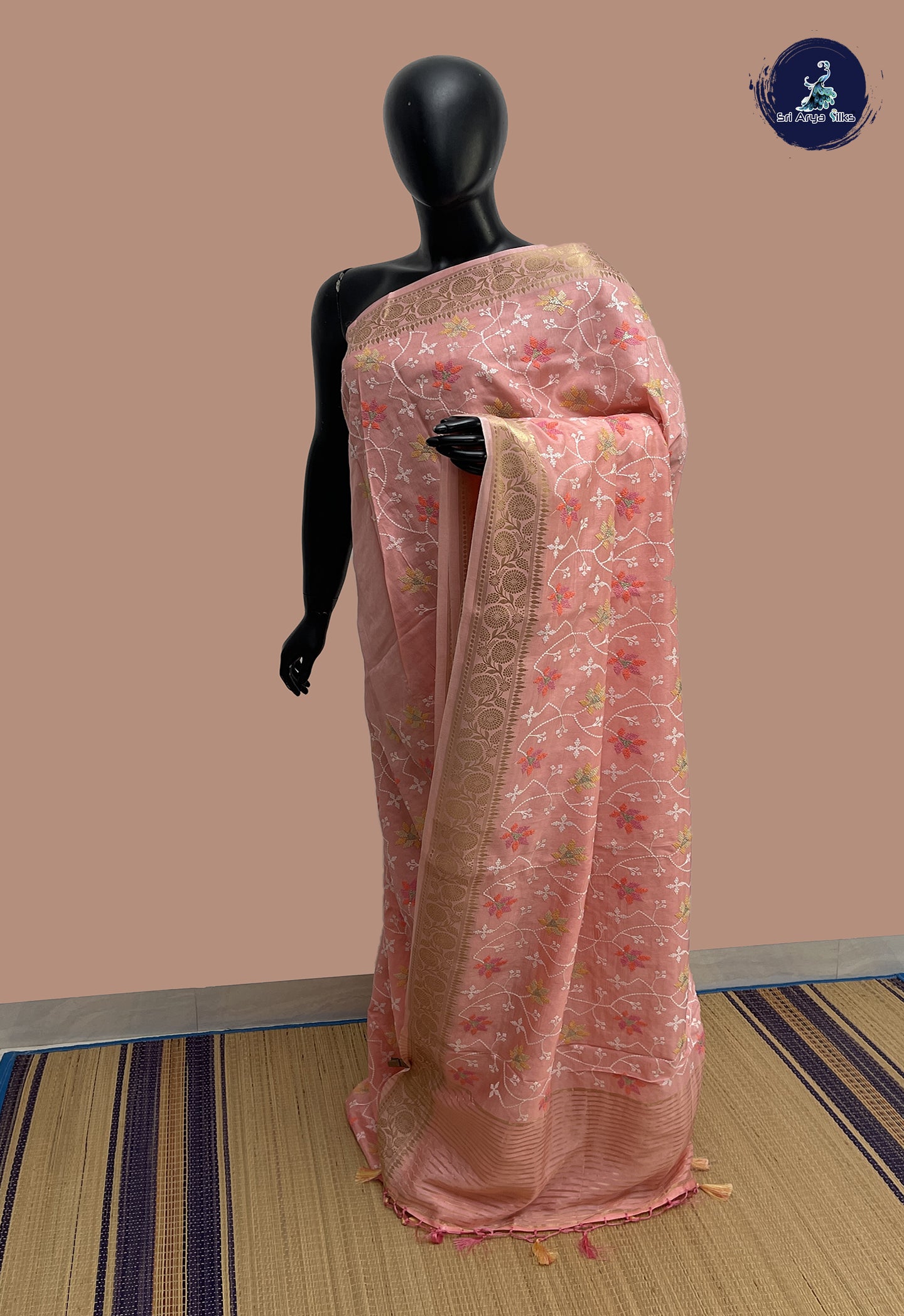 Peach Banarasi Silk Saree With Embroidery Pattern