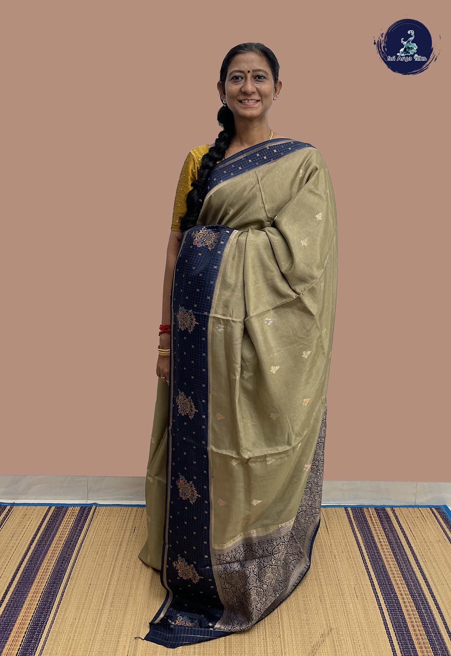 Grey Banarasi Silk Saree With Meenakari Work Pattern