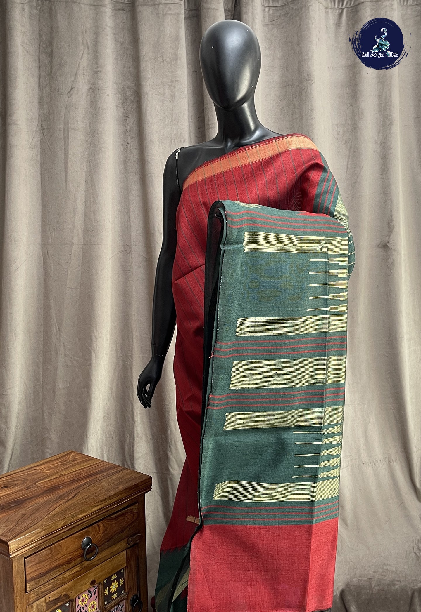 Maroon Raw Silk Saree With Stripes Pattern