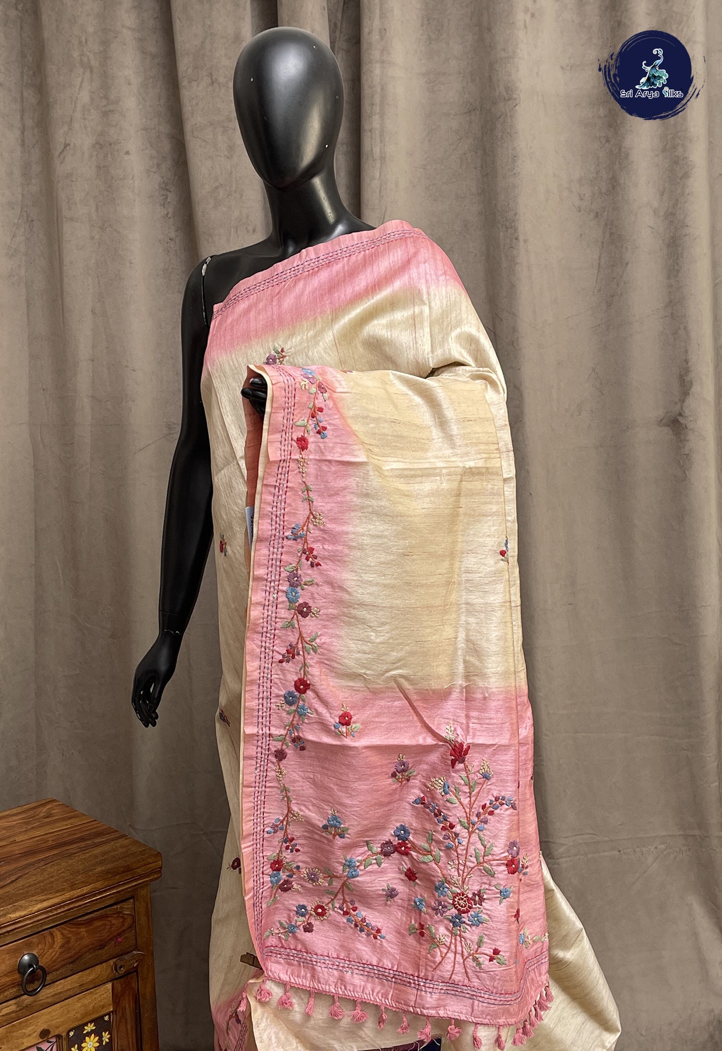 Beige Tussar Saree With Embroidery Pattern