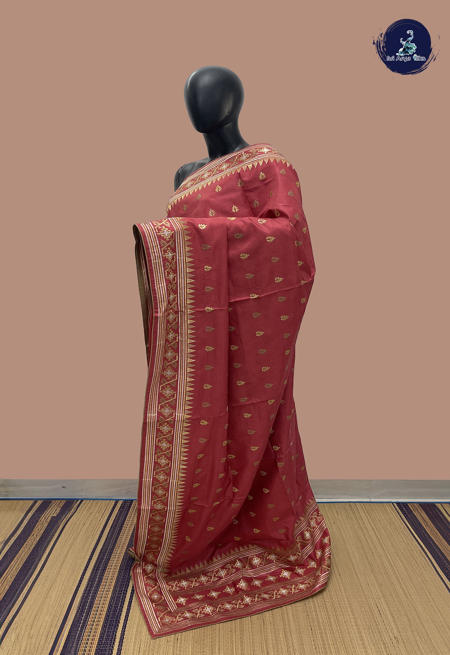 Reddish Pink Tussar Saree With Buttas Pattern
