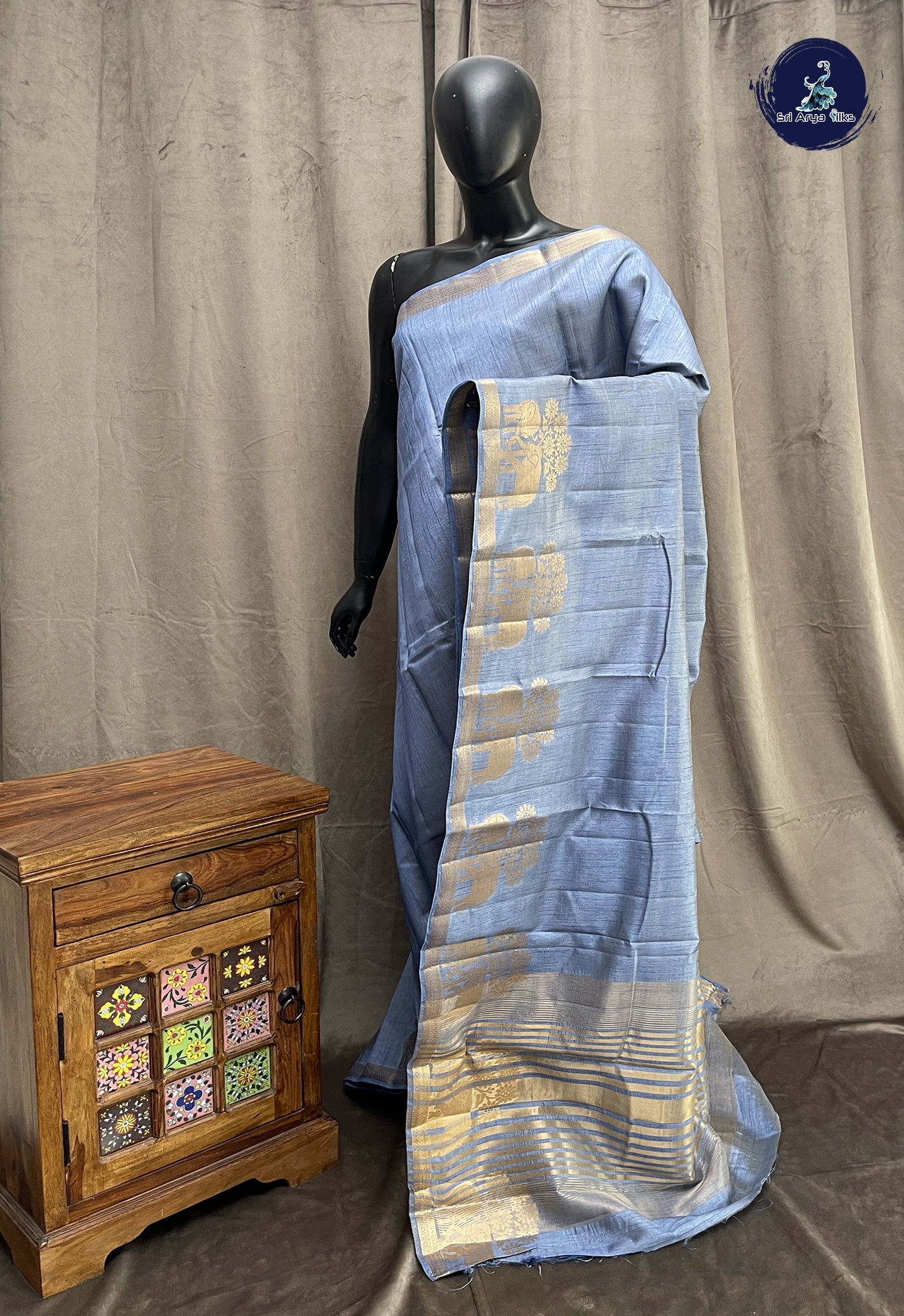 Grey Semi Tussar Saree With Plain Pattern