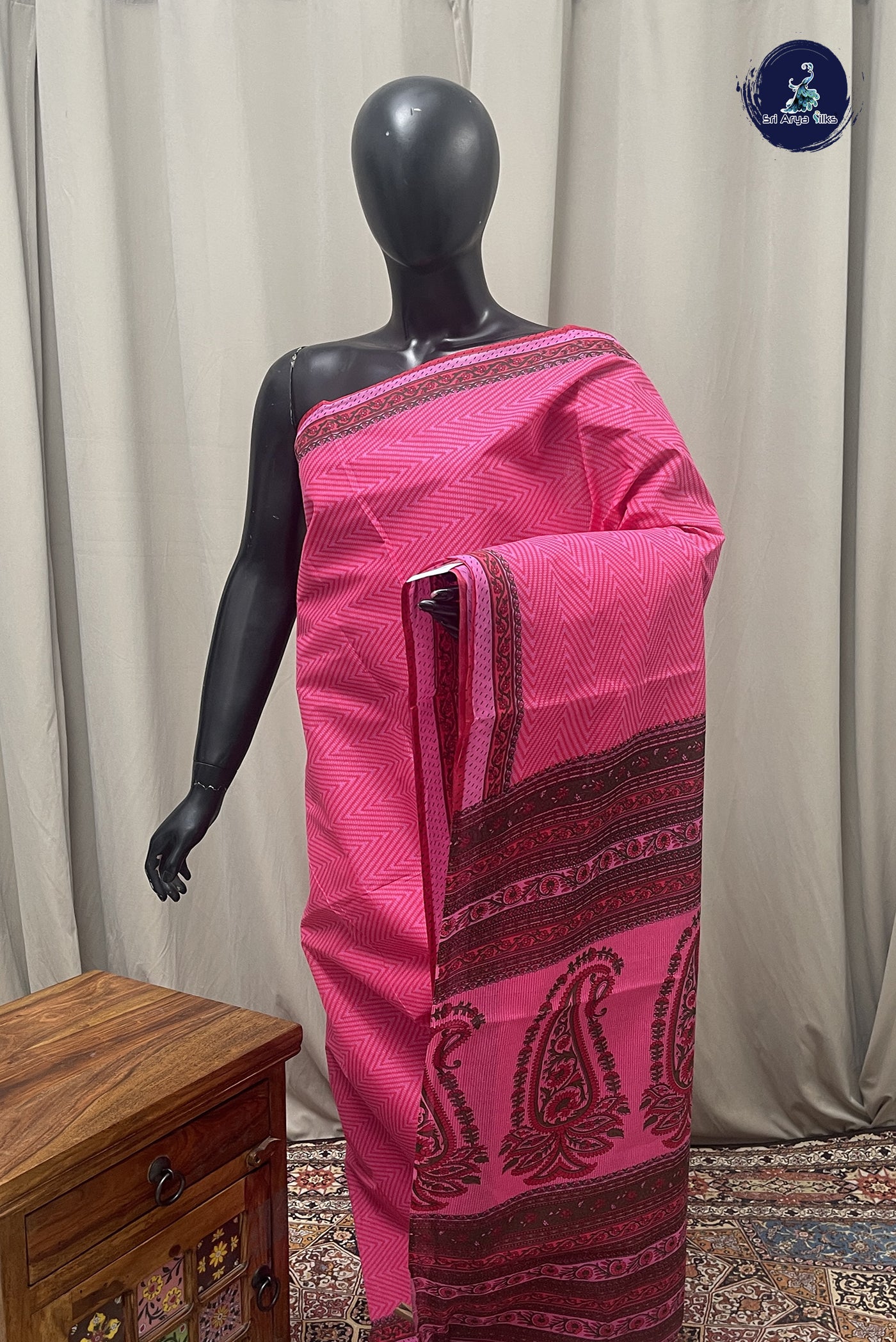 Pink cotton Saree With Printed Pattern