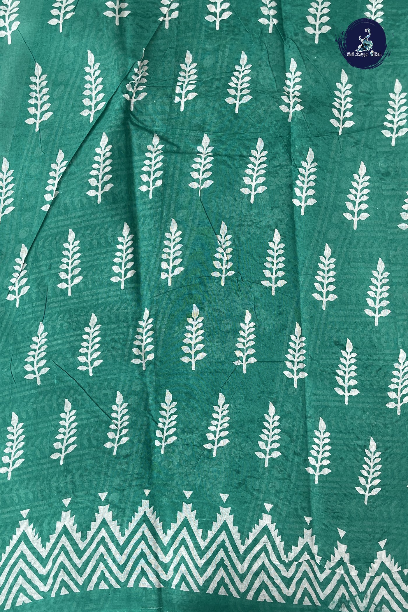 Green Cotton Saree With Printed Pattern