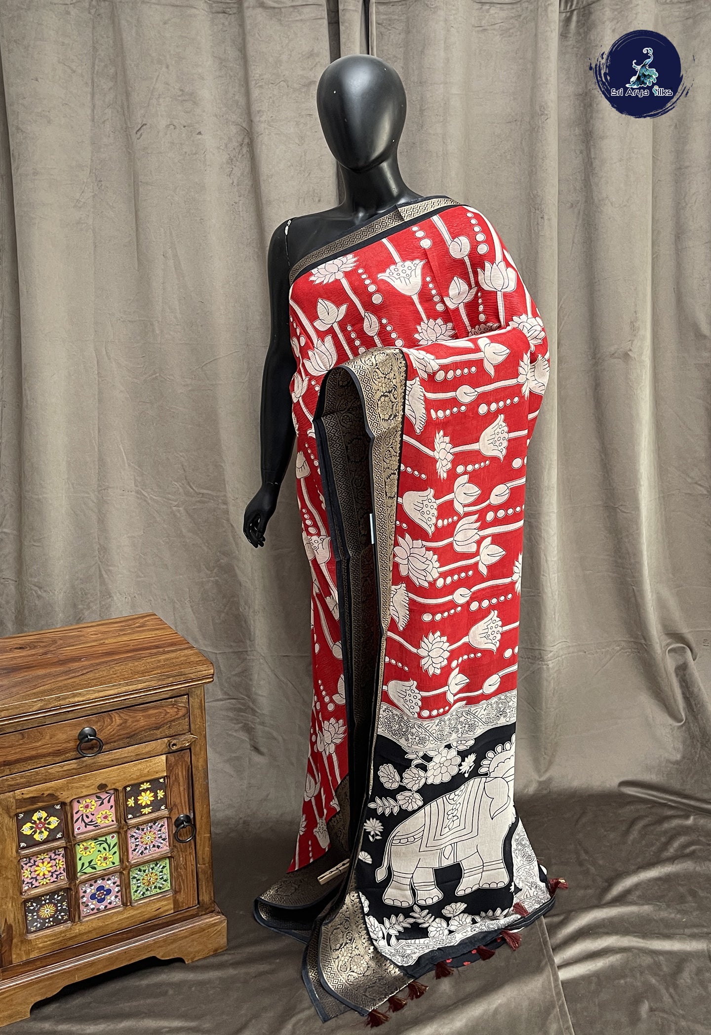 Red Semi Tussar Saree With Printed Pattern